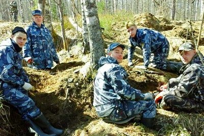 110 вологодских поисковиков сегодня утром, 21 апреля, отправились в экспедицию в Ленинградскую область. 110 вологодских поисковиков сегодня утром, 21 апреля, отправились в экспедицию в Ленинградскую область.