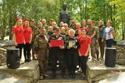 Возвращений бойца домой Возвращений бойца домой